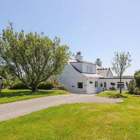 Charming 2 Bed House Near Rhoscolyn Discounts For Holyhead Exterior photo
