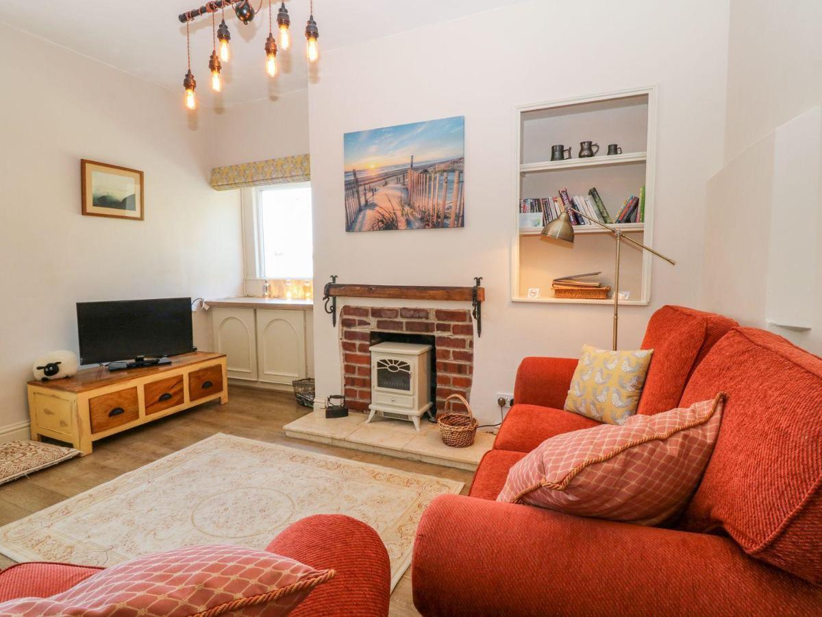 Charming 2 Bed House Near Rhoscolyn Discounts For Holyhead Exterior photo