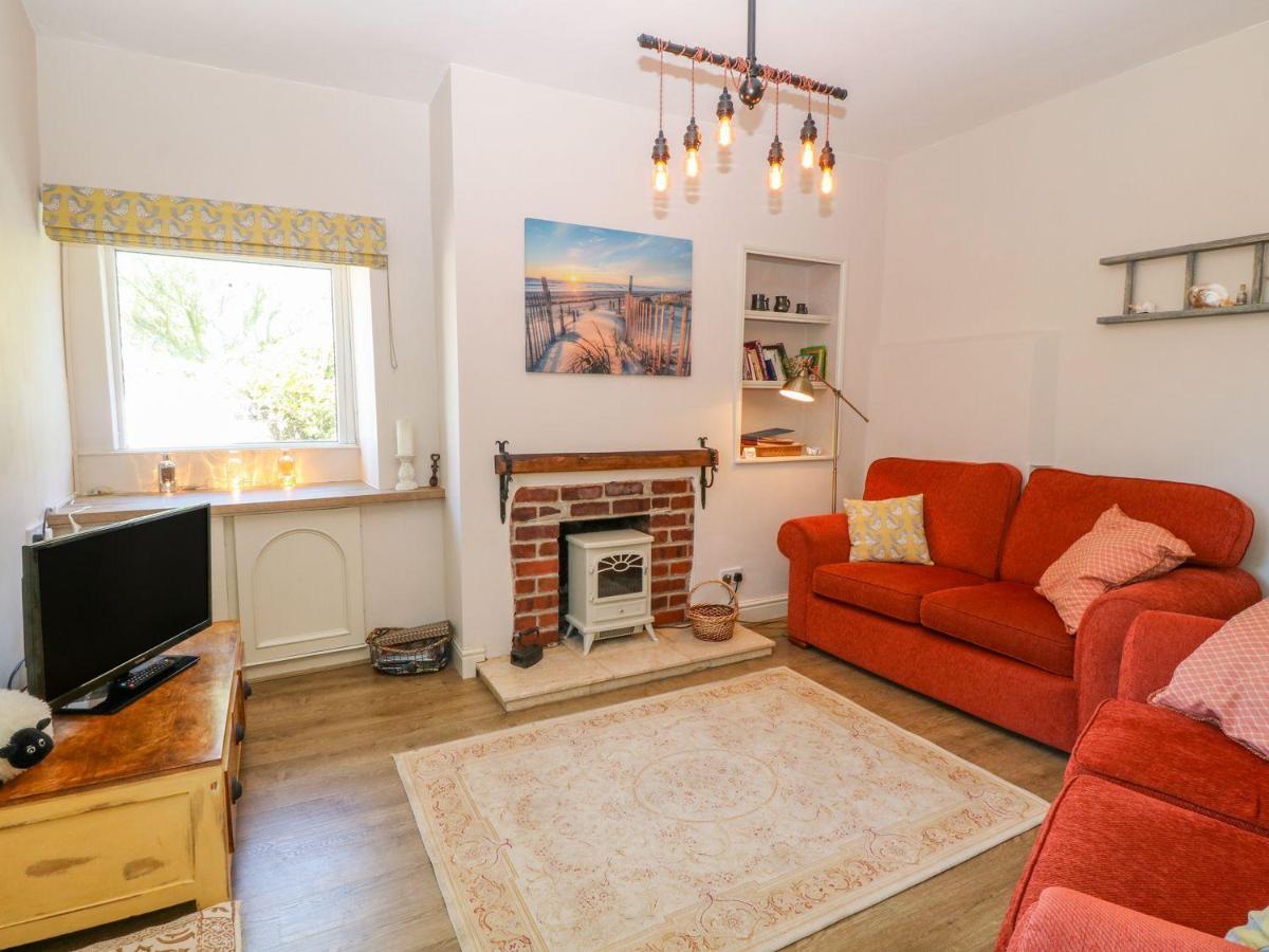 Charming 2 Bed House Near Rhoscolyn Discounts For Holyhead Exterior photo