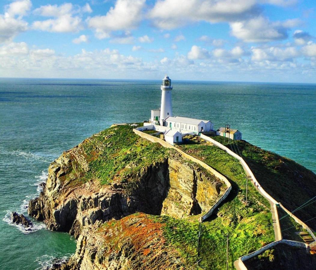 Charming 2 Bed House Near Rhoscolyn Discounts For Holyhead Exterior photo